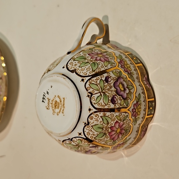 Royal Albert Crown China tea cup and sauce - Picture 6 of 8